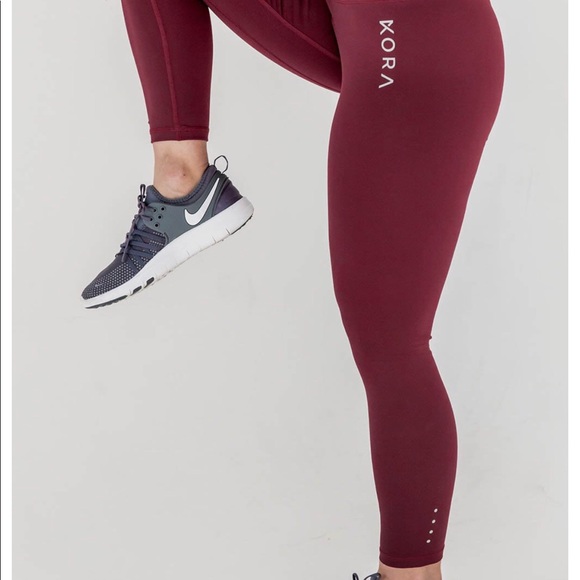 kora leggings